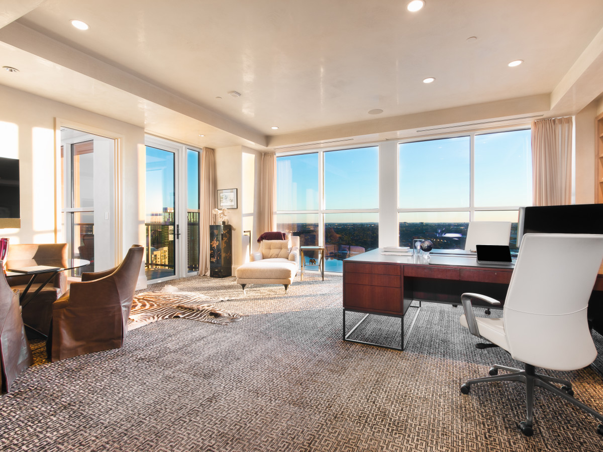 Austin Condo With 360 Degree Downtown Views Hits The Market For 25m Culturemap Austin