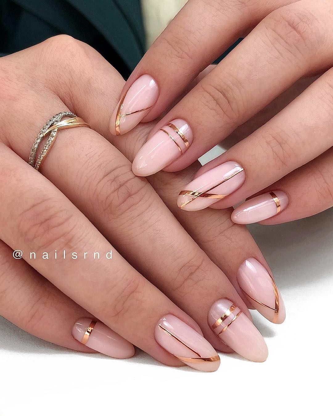 60 Cute Winter Nails Designs To Inspire Your Winter Mood Gelove Nehty Nehet A Nehty
