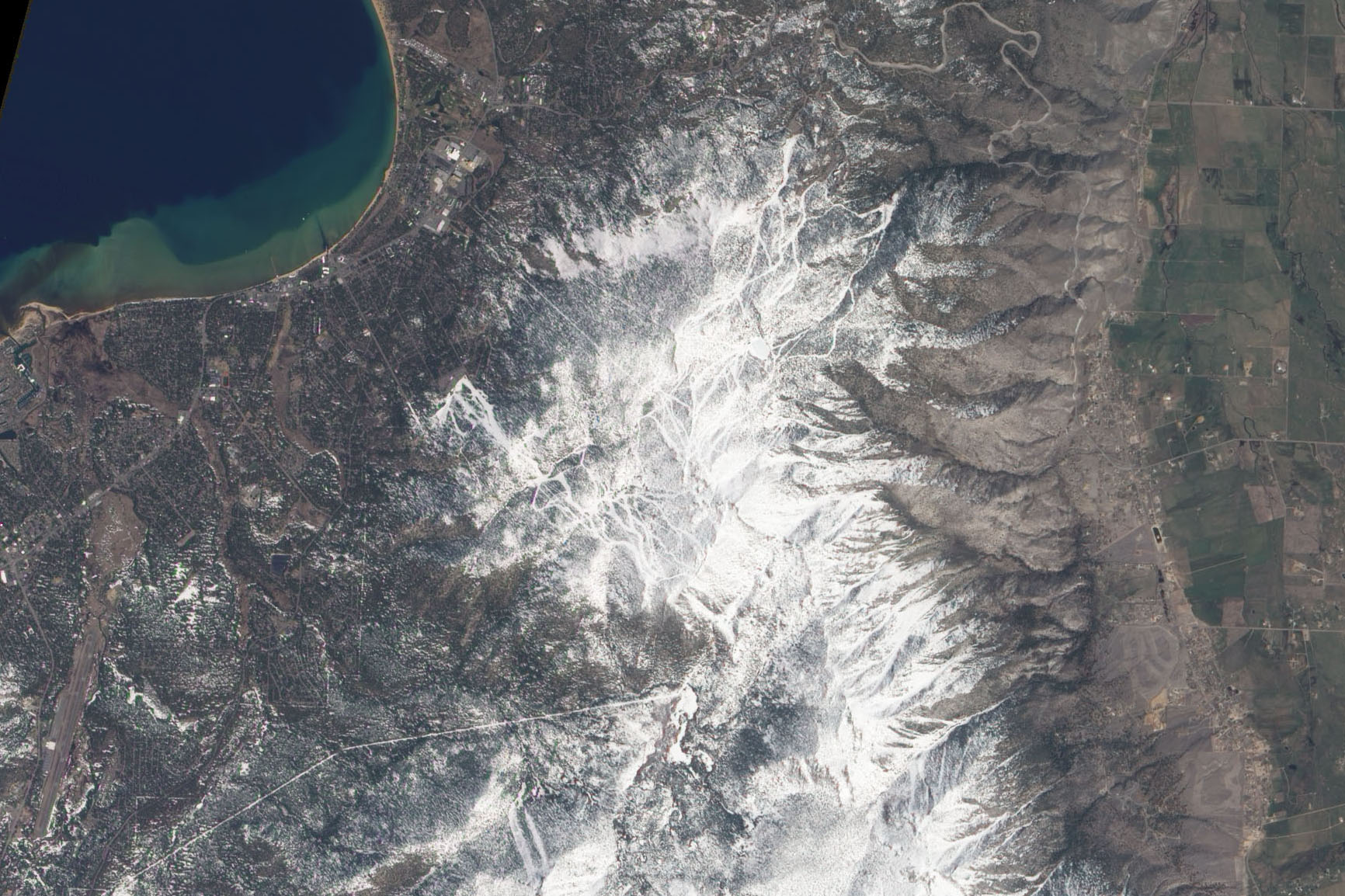 World Of Change Seasons Of Lake Tahoe