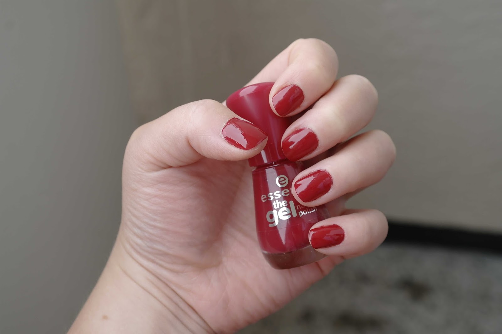 Dreamcatcher Essence The Gel Nail Polish In 13 True Love Late Polished Monday 14
