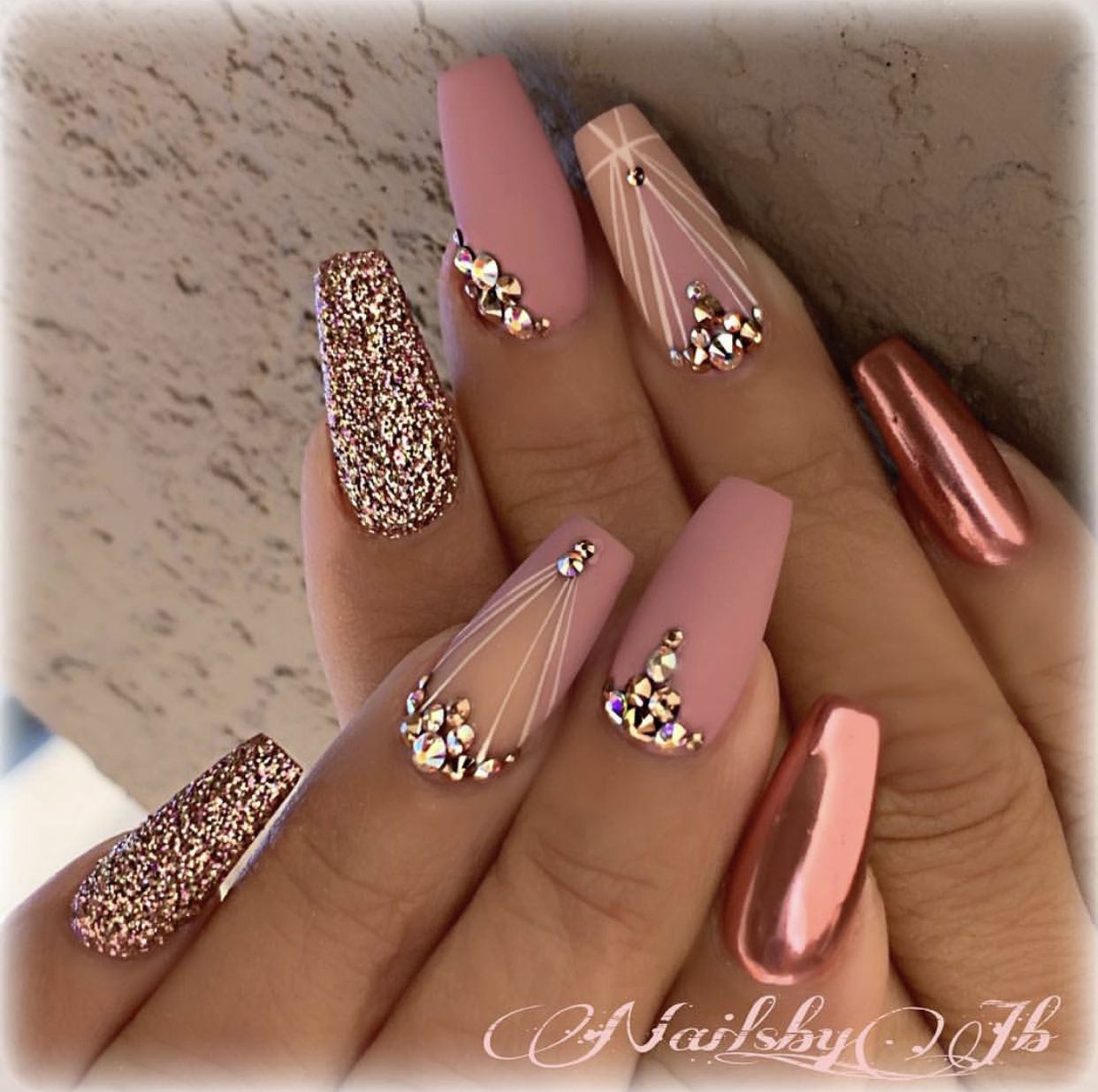 Rose Gold Quinceanera Inspiration For Your Quince Quinceanera Nails Gold Nail Designs Rose Gold Nails