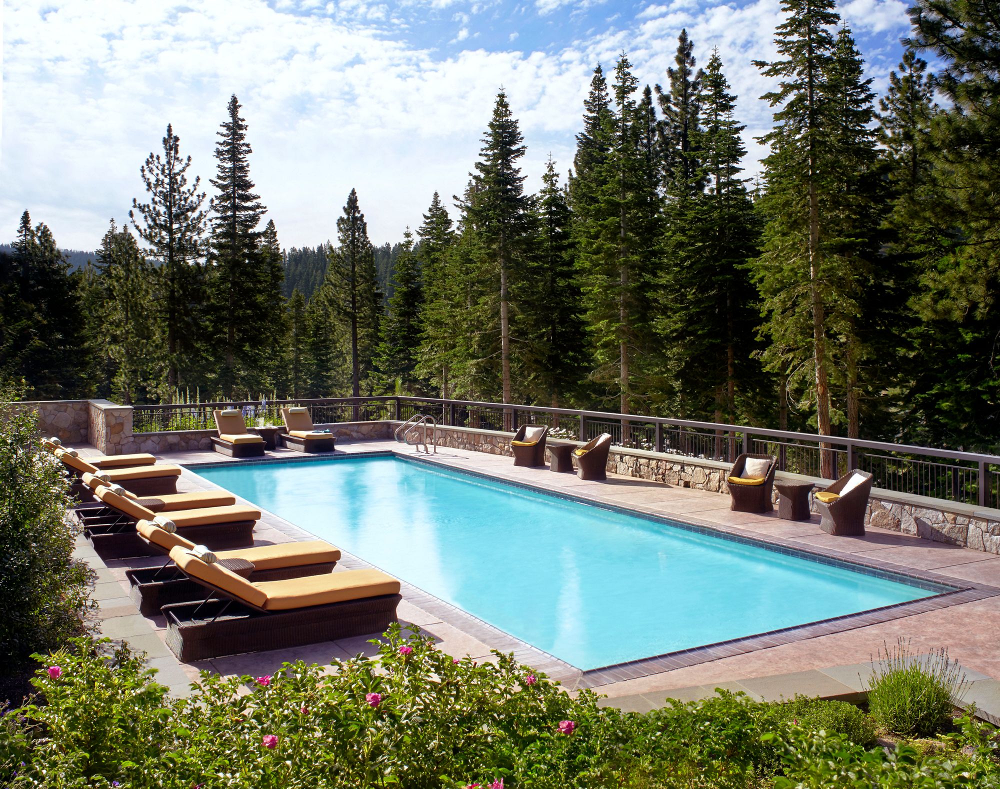 Hotels In North Lake Tahoe North Lake Tahoe Resorts The Ritz Carlton Lake Tahoe