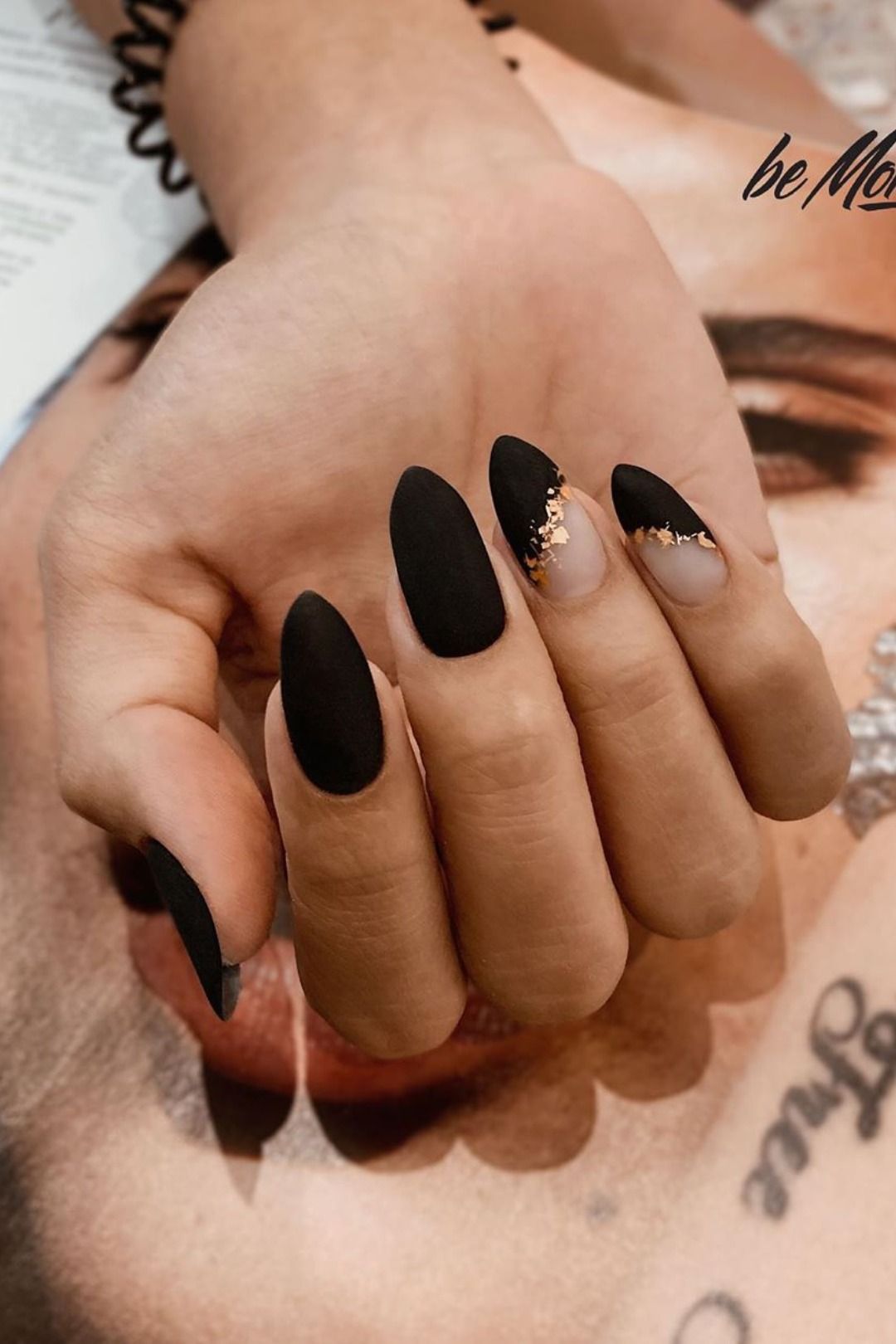 The Most Beautiful Black Winter Nails Ideas In 2020 Design Nehtu Akrylove Nehty Gelove Nehty