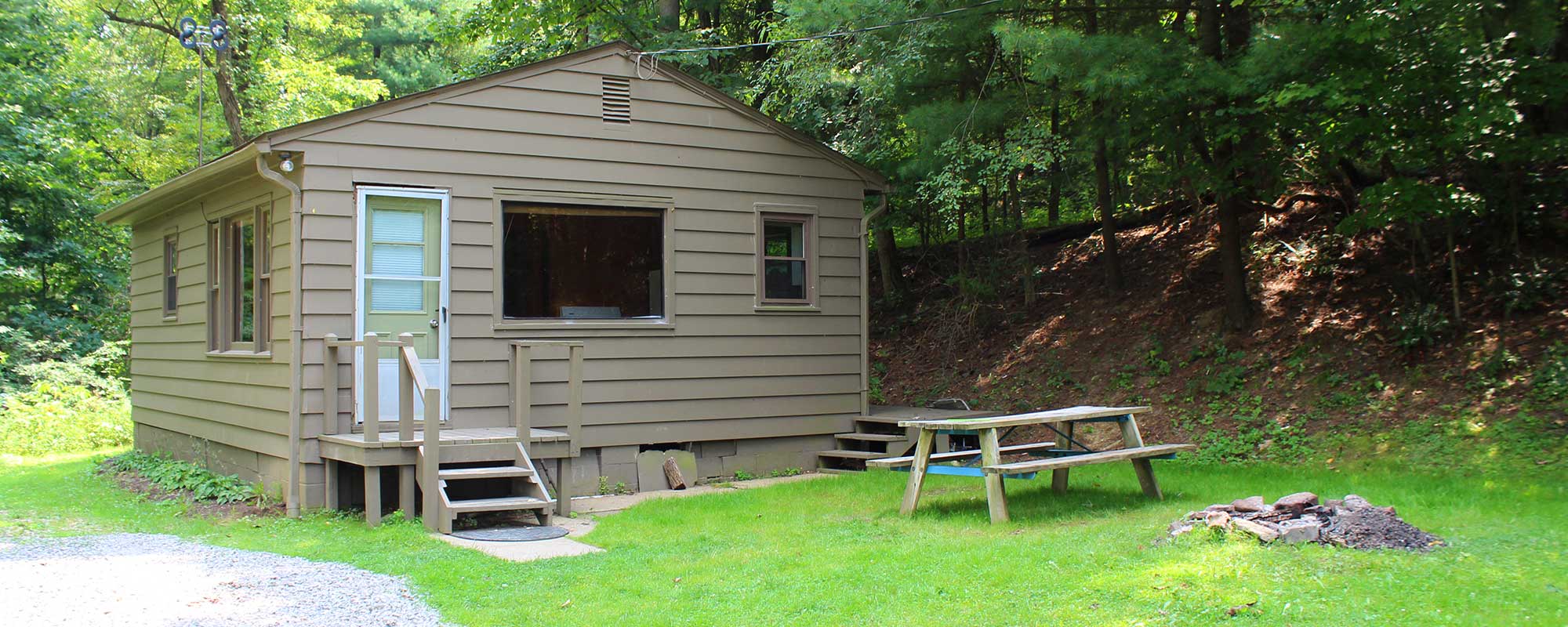 Cozy Ohio Rental Cabins Remote Fishing Cabins Family Fun Cottages Located By The Lake And Hiking Trails