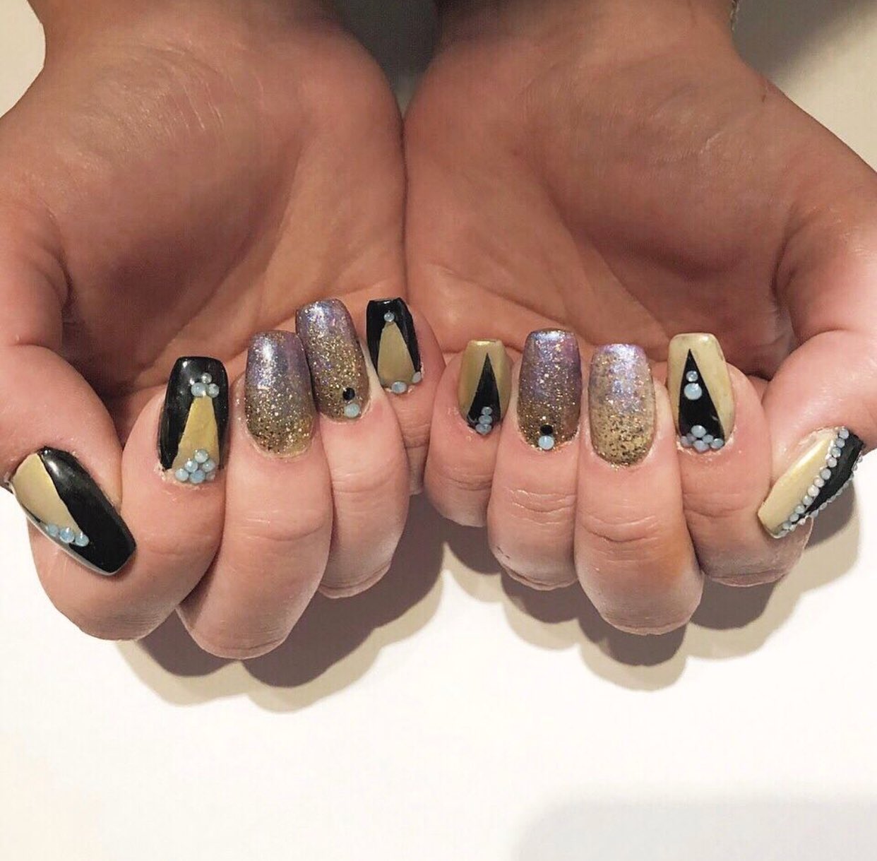 Uzivatel Kl Polish Na Twitteru Michelle Our Customer Service Lead Once Again Created Some Amazing Nailart For This Look She Used Casino Night Tuxedo Mask Paper Snow Don T Forget