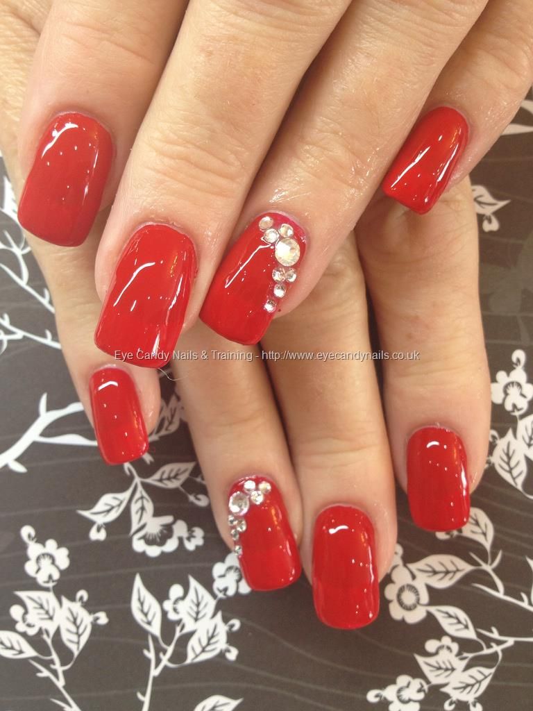 Red Polish With Swarovski Crystal Ring Finger Over Acrylic Nails Red Nails Swarovski Nails Trendy Nails