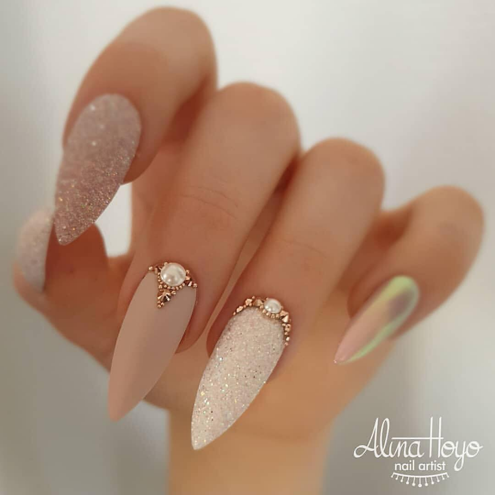 32 Eye Catching Nail Design Ideas Perfect For Four Season In 2020 With Images Design Nehtu Nehty Napady Na Nehty