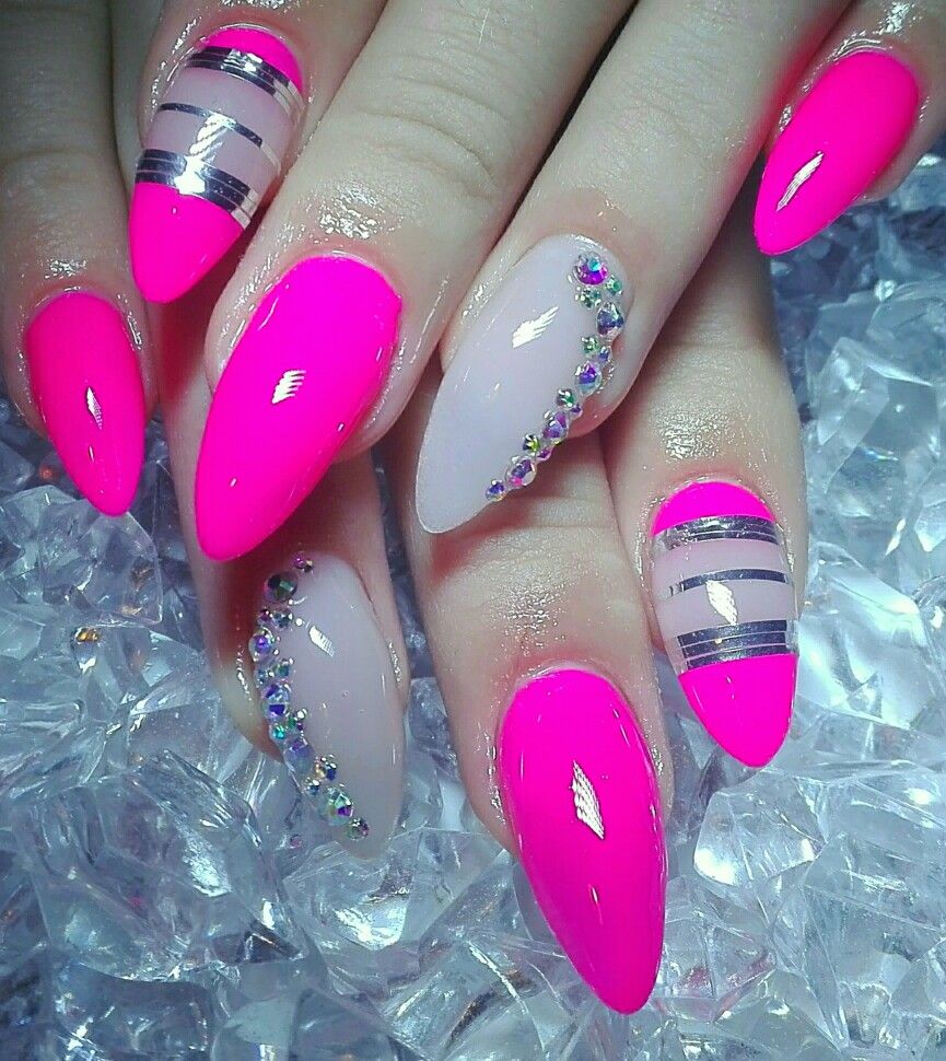 Pink Neon Nails Nehty