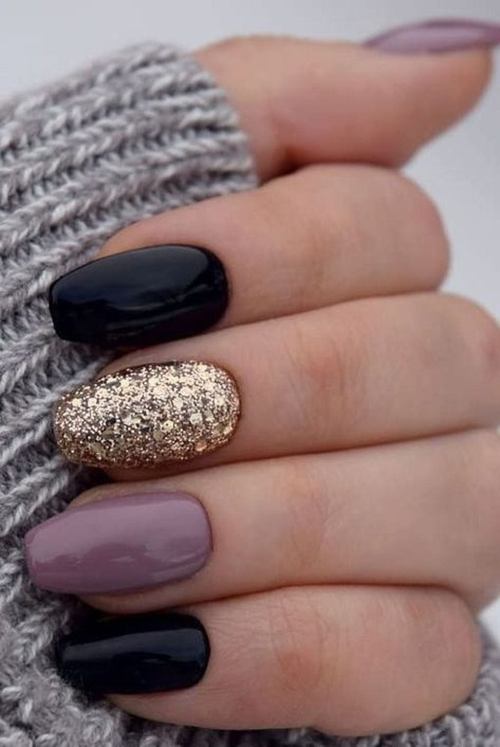 30 Amazing Winter Nails Color Ideas Trend 2019 Gelove Nehty Umele Nehty Design Nehtu