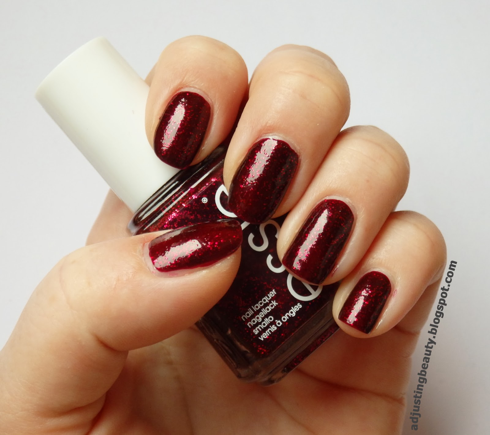 Review Essie Toggle To The Top Adjusting Beauty